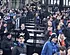 Le drapeau de la honte déployé lors du match de Bruges face au Standard